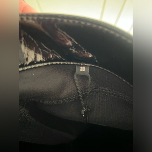 NWT The Kooples ‘Large Black Vinyl Jeans’ Size 30 Flared Pants - Picture 12 of 15